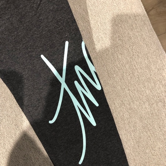 TNA atmosphere high rise leggings - Picture 2 of 3